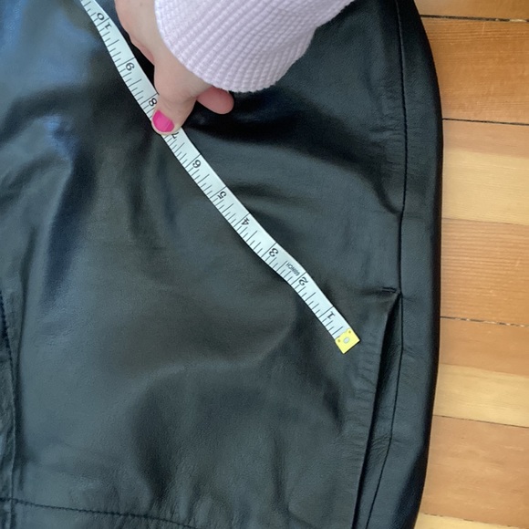 Straight cut black leather pants - Picture 11 of 11